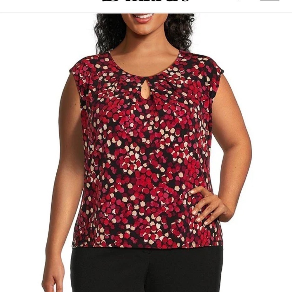 Kasper
Plus Size Printed Keyhole Neck Cap Sleeve To